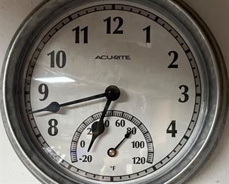 Acu-Rite Clock