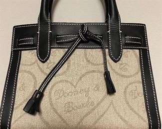 Dooney & Bourke