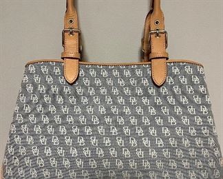Dooney & Bourke