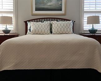 Thomasville Black Maple: Queen Headboard, Dresser w Mirror and 2 Nightstands, Table Lamps pair, Art, Bedding