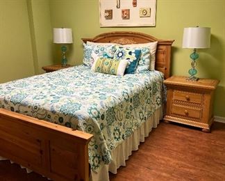 Broyhill Fontana Queen Bed Frame, Armoire and 2 Matching Nightstands, Table Lamps pr, Bedding