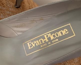Evan Picone Pumps, Made in Spain