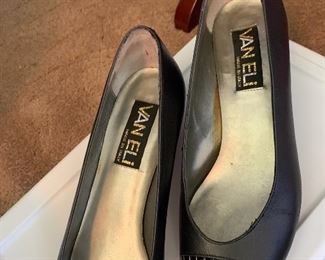 Van Eli Shoes Size 8.5