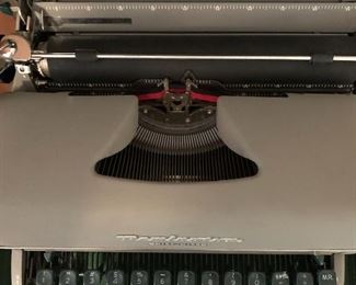 Remington Quiet-Riter Typewriter