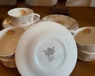 Royal China Inc, Omar Hope, 22 K Gold, Serving Set