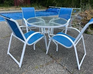 Outdoor Table and Chairs