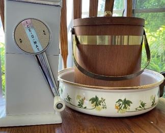 Vintage Kitchenware