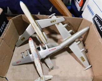 Dinky Toy planes