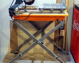 Ridgid Electric Wet Tile Saw, Model # R4030, On Collapsible Stand