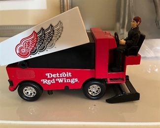 Detroit red wings piggy bank