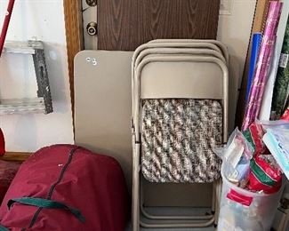 Card table with 4 chairs