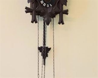Cuckoo clock runs but needs new hands