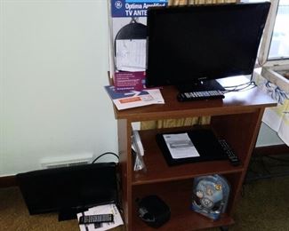 2 Small TV's with antennas