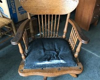 25% off Quarter Sawn Oak Swivel Desk Chair