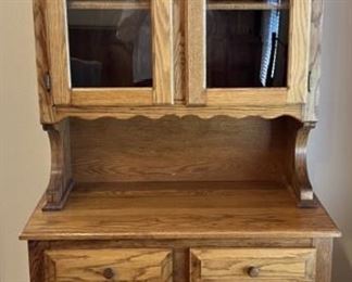 Cabinet with Hutch(1 Piece)