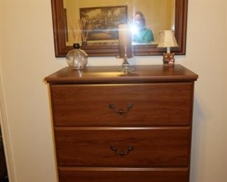 4 Drawer Dresser - Mirror