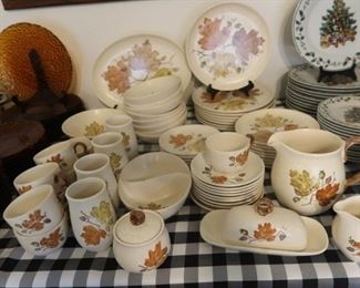 Poppytrail by Metlox - Dish Set