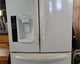 LG 2012 Refrigerator