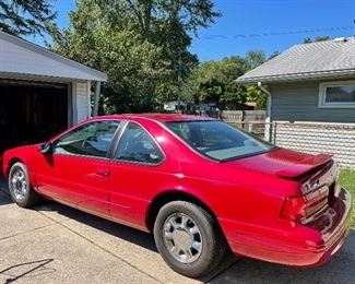 1997 Ford Thunderbird LX 2 Door - Actual Low Mileage (27,345), Sunroof, Leather Interior - RED