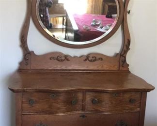Early 1900s tiger oak dresser
