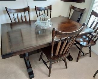 Dining Table with 5 Chairs, 2 Leafs & Pads