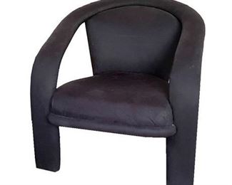 Lot 004
Contemporary Micro Suede Accent Chair