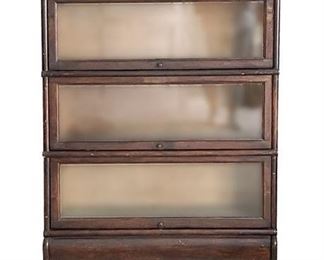 Lot 066
Antique Stacking Barristers Bookcase