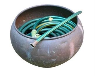 Lot 069n
Smith & Hawken Copper Hose Bowl