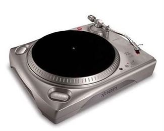 Lot 076m
ION USB Turntable