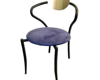 Lot 156
Gibo Inc Creations Post Modernism Accent Chair