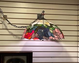 So pretty!  Tiffany style hanging lamp.