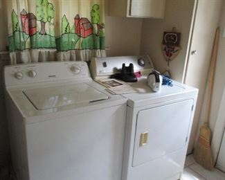 HOTPOINT washer/dryer