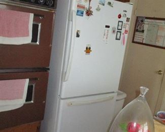 Amana refrigerator/freezer 