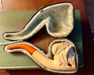Antique meerschaum pipe