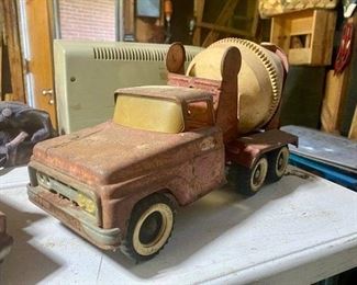 Vintage Tonka Cement Truck