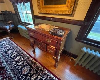 . . . a ball and claw server