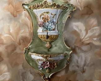 . . . love this European font