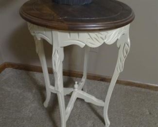 Accent Table