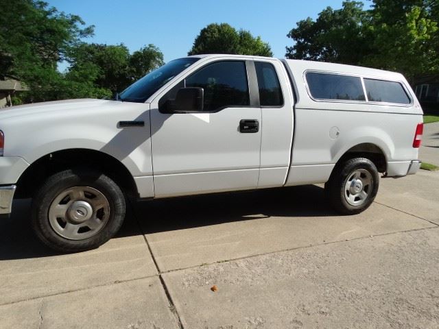 2007 Ford 150 XLT 4x2  (1 owner 31,000 miles)