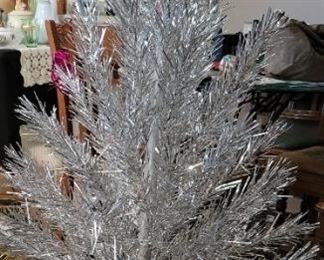 Evergleam 4 ft. Aluminum  Christmas tree in original box.