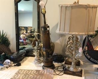 MIRROR AND LAMPS