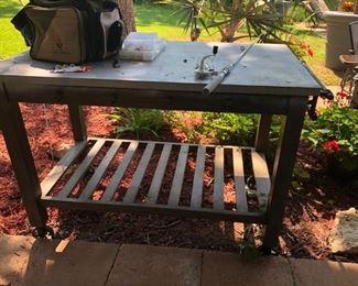 FISHING TABLE