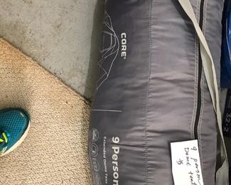9 PERSON EXTENDED DOOM TENT