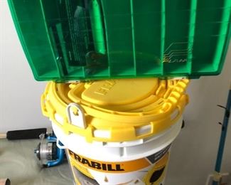 BAIT BUCKET