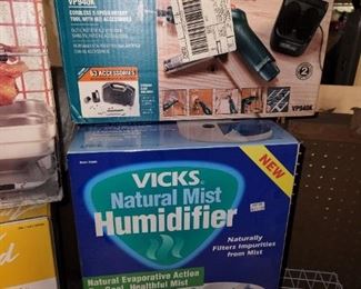 Never opened humidifier and battery pack/charger