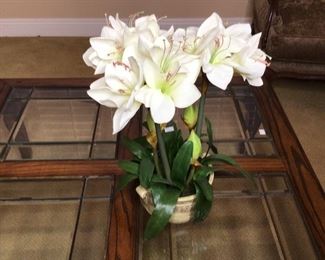 Artificial lily flower pot $20. Text Steve at 619-540-9414