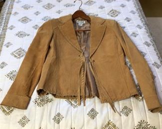 Passport suede ladies jacket medium $25. 619-540-9414