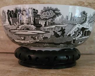Spode Black & White Italian Pattern Bowl on Stand