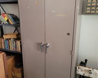 Metal Garage Storage Cabinet