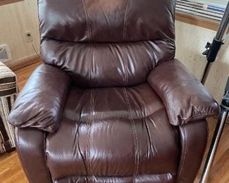Bassett leather recliner (2 of them)
